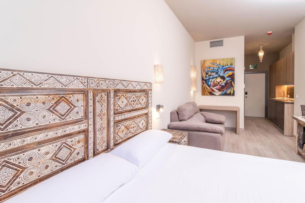 Tarifa Suites By Qhotels Extérieur photo